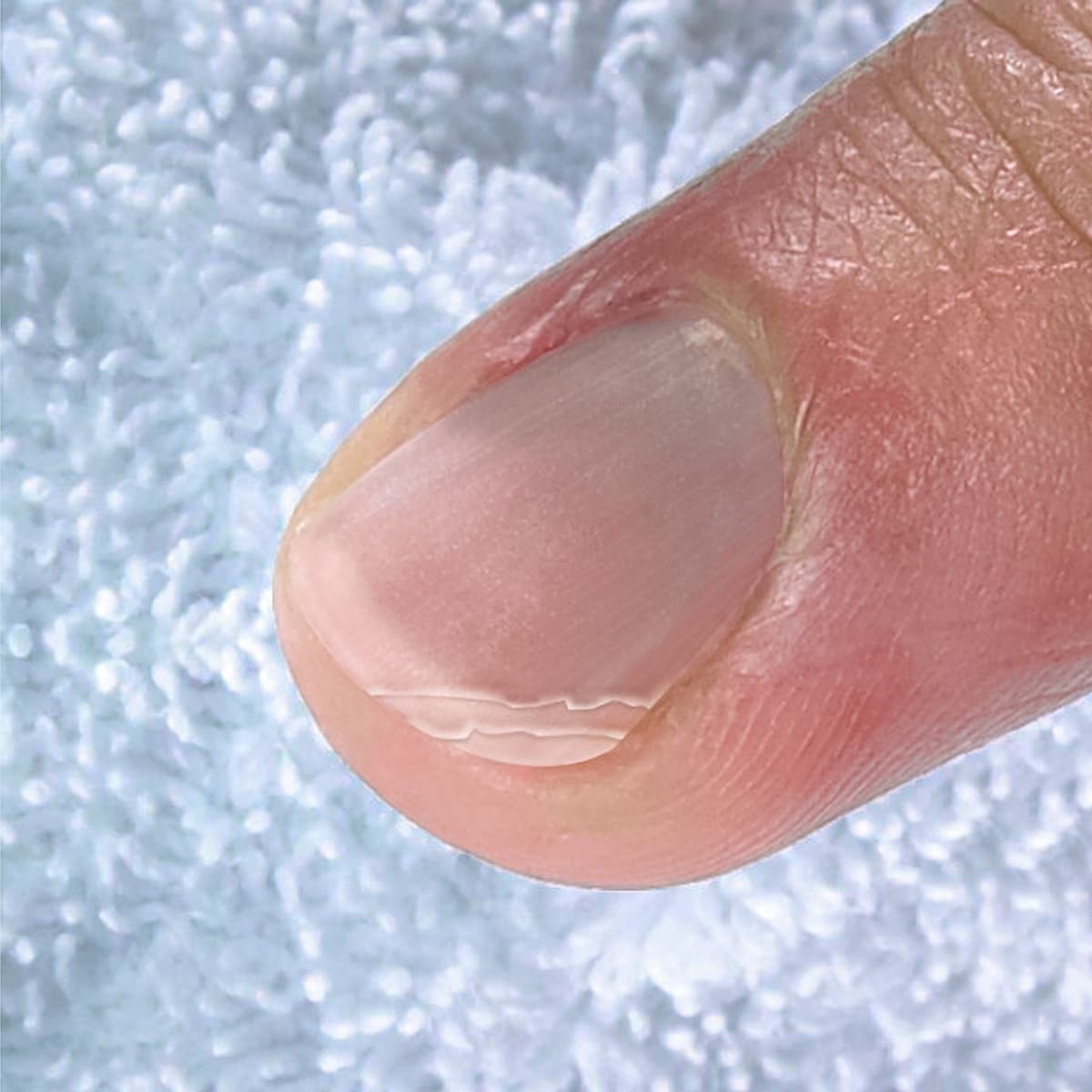 BAUSCH - Nagelversieglungsgerät   Gratis Nagelhärter, 12 ml