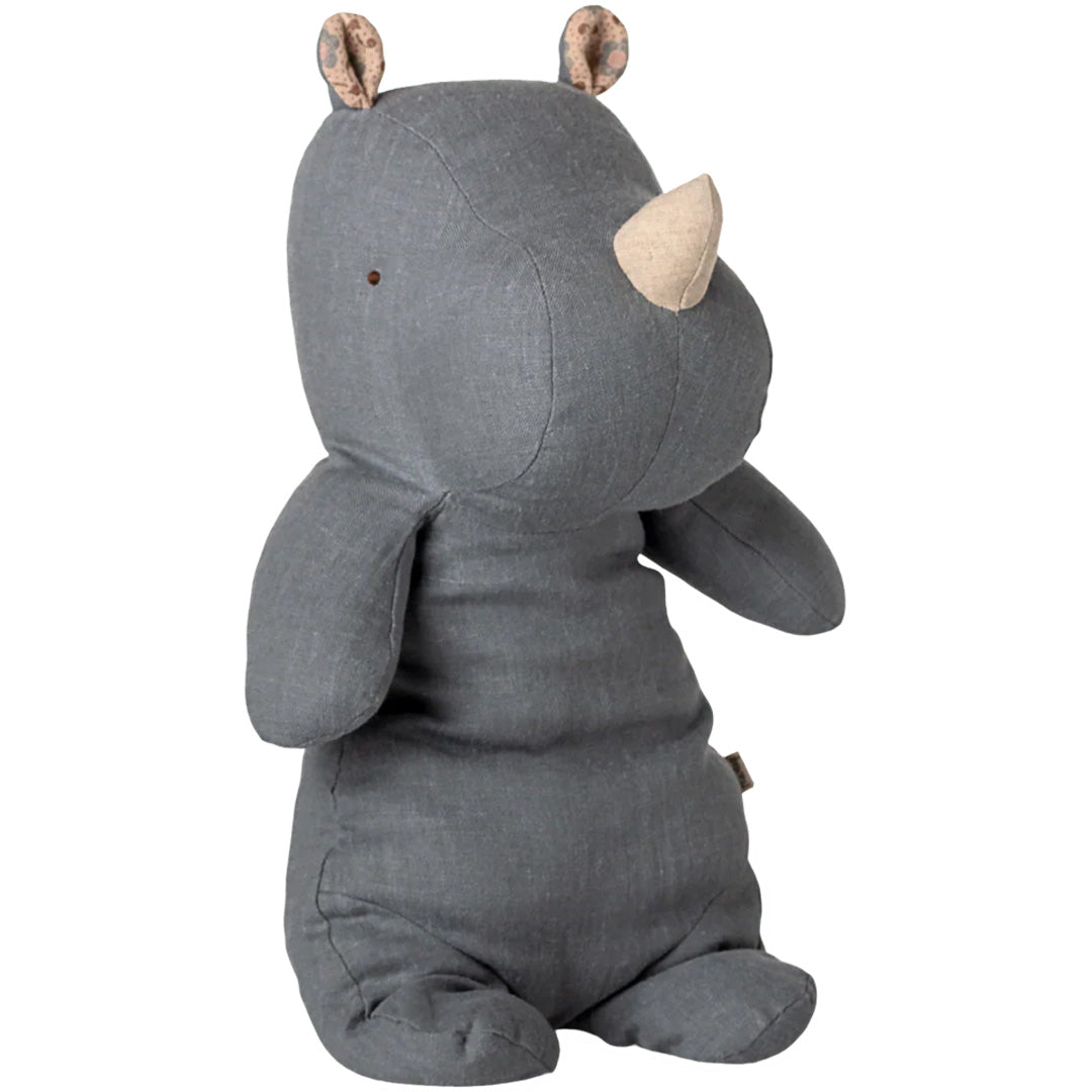 maileg knuffelneushoorn safari friends - dusty blue - 34 cm