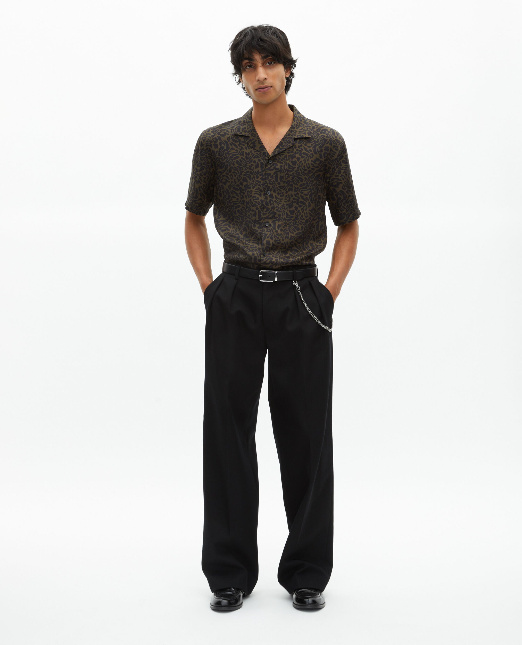 Chemise manches courtes imprimé léopard kaki