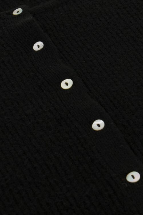 Zwart knitted vestje met kleine knoopjes