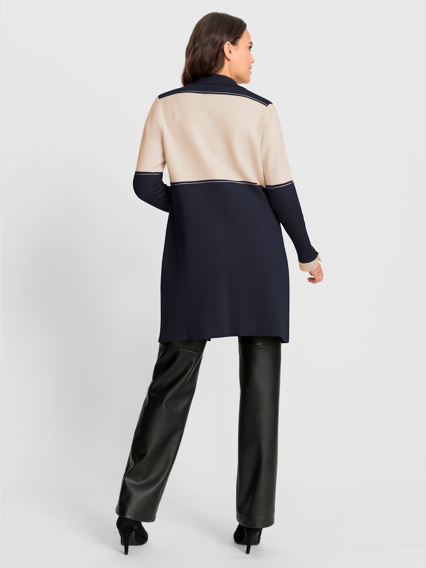 Veste en tricot qualité jacquard élégante