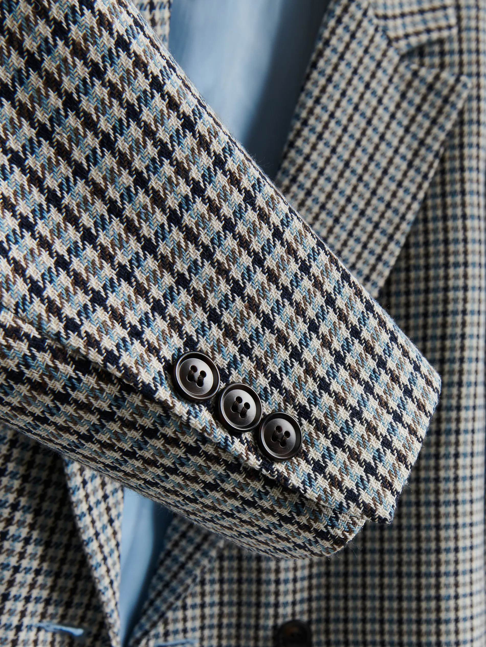 Kurzer Blazer mit Hahnentrittmuster