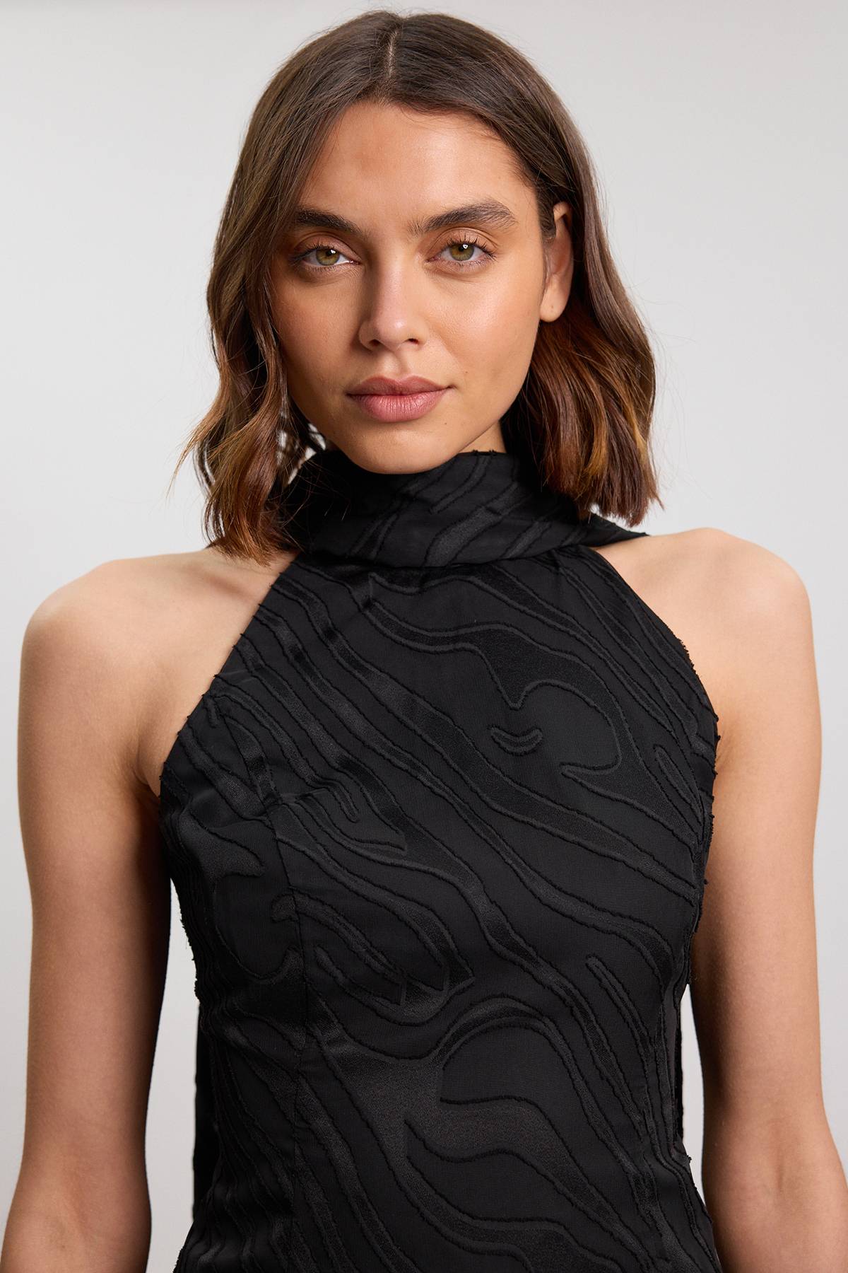 KarenMillen Chemisier Tissé À Rayures Slub Auto-rayées Avec Détail Foulard
