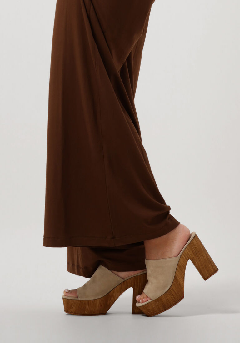 NOTRE-V beige notre-v muiltjes x florine - chacha slides