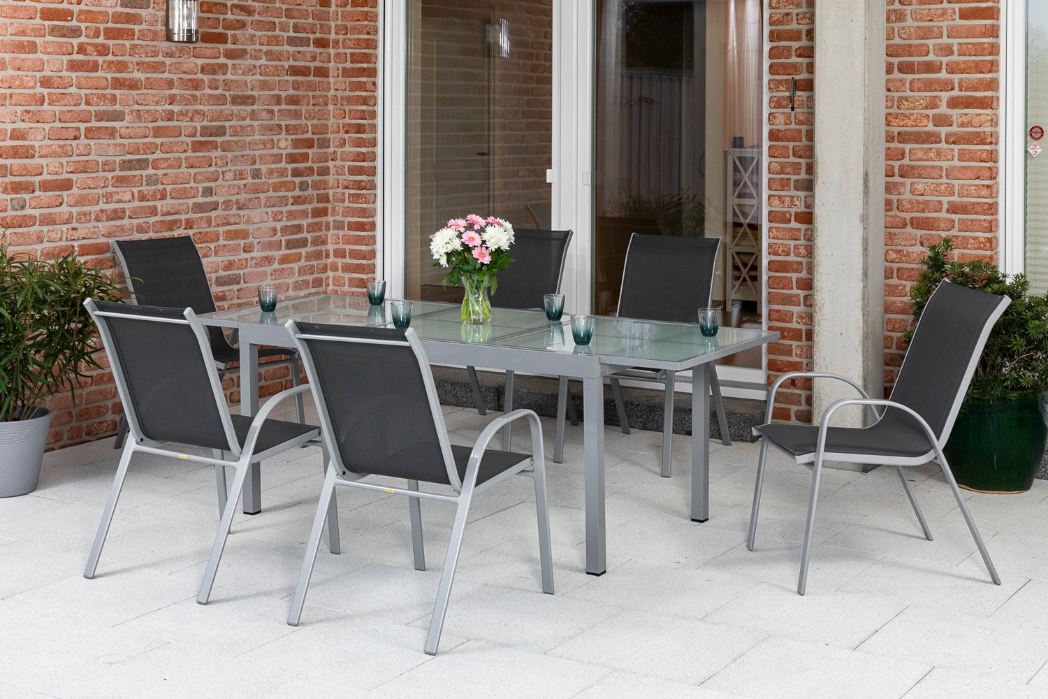 Sorrento 7-delige tuinmeubelset, stapelbare stoelen, uitschuifbare tafel 120 (180) x 90 cm, antraciet