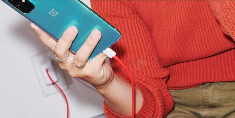 OnePlus - Warp Charge - USB Type-C Kabel - Rood/Wit - 1.5m