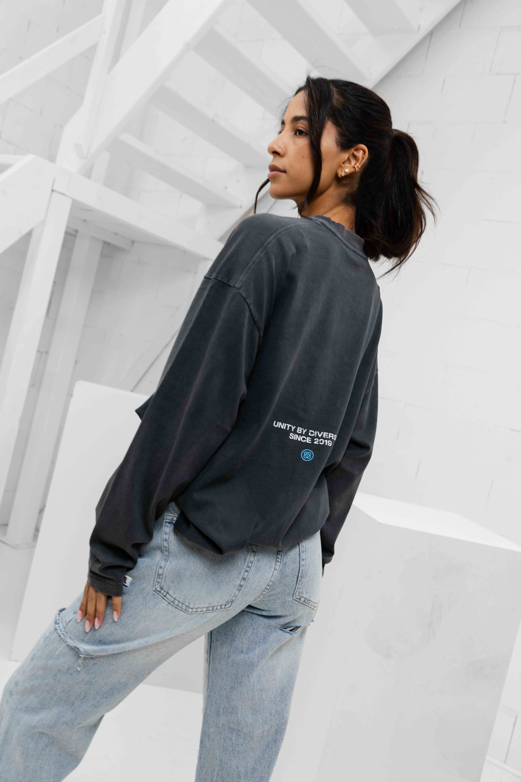 Equalité Elan Oversized Longsleeve Dames Donkergrijs