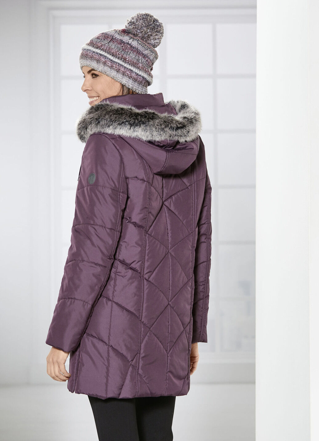 Longjacke mit gefälteltem Stehkragen