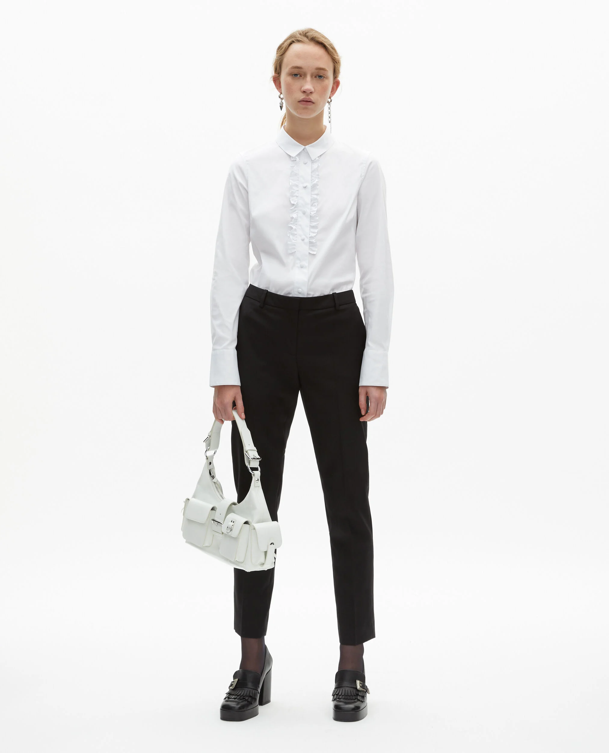 Pantalon tailleur en laine coupe ajustée noir
