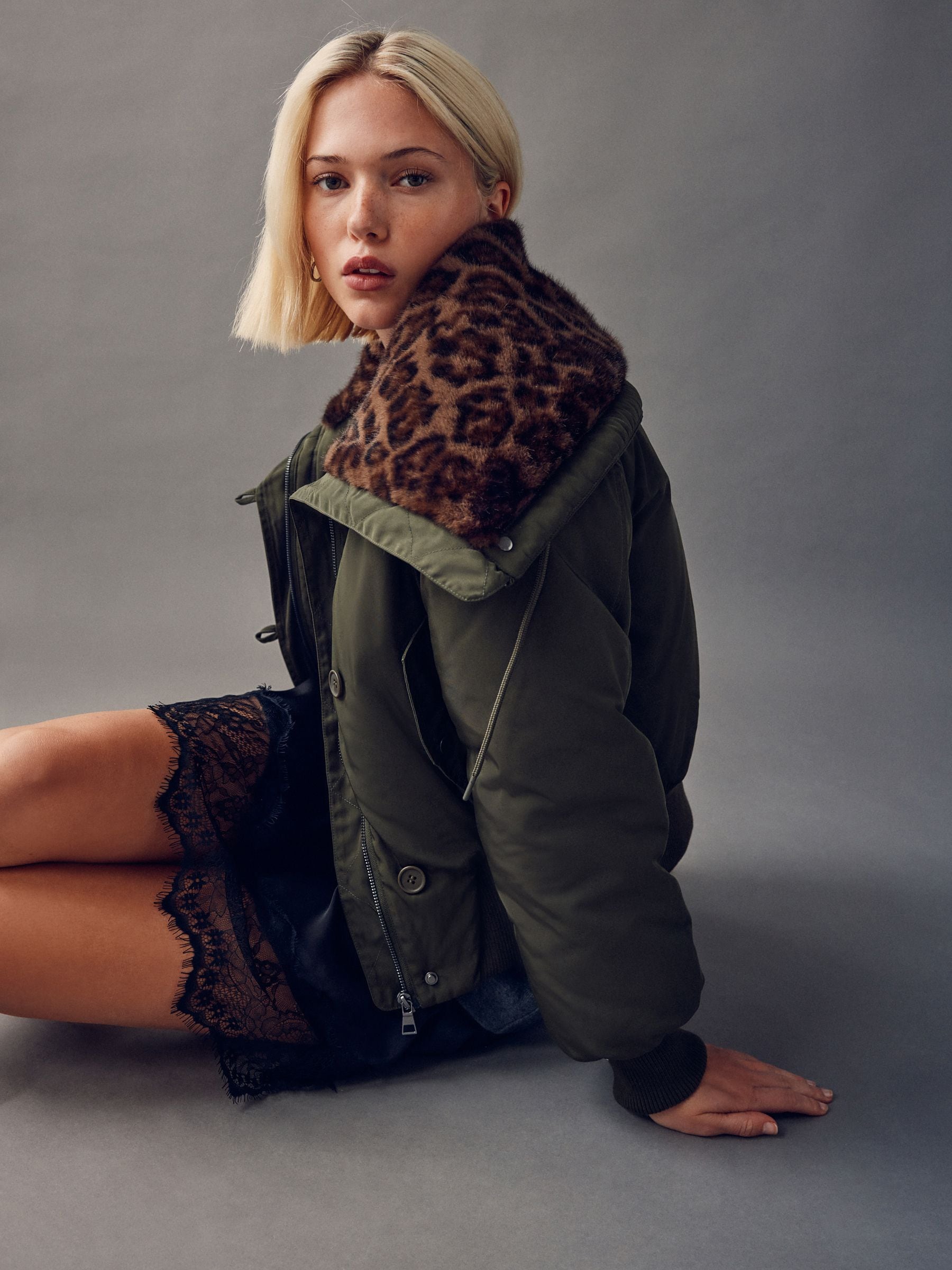 Kakigroen - Parka with Animal Print Faux Fur Collar