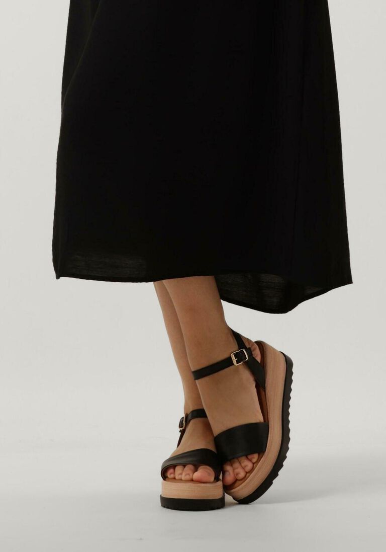 NOTRE-V zwarte notre-v sandalen 892003