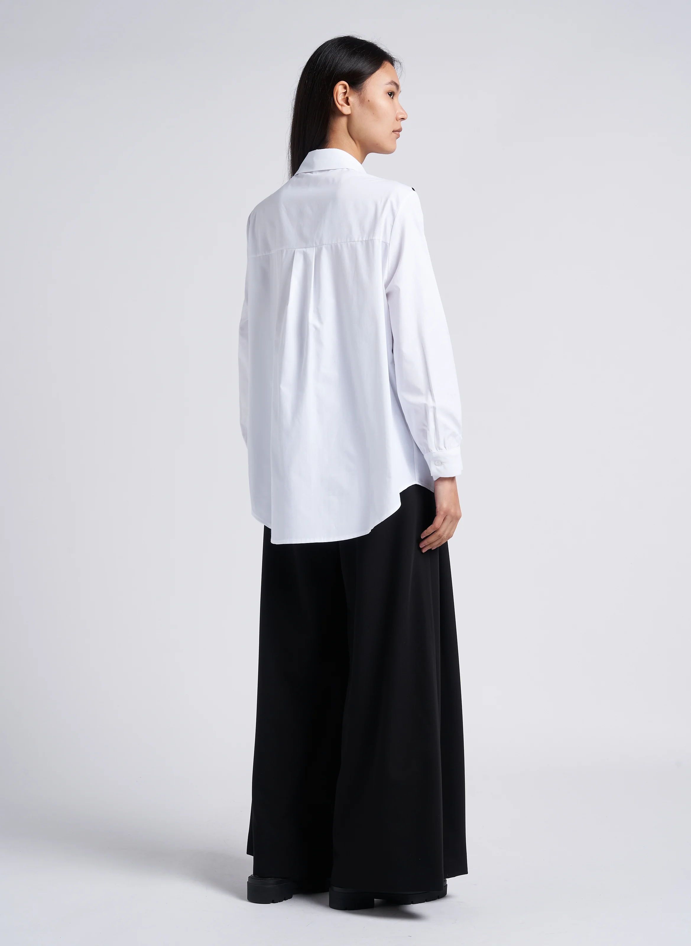 Pantalon large à pinces avec ceinture | Noir