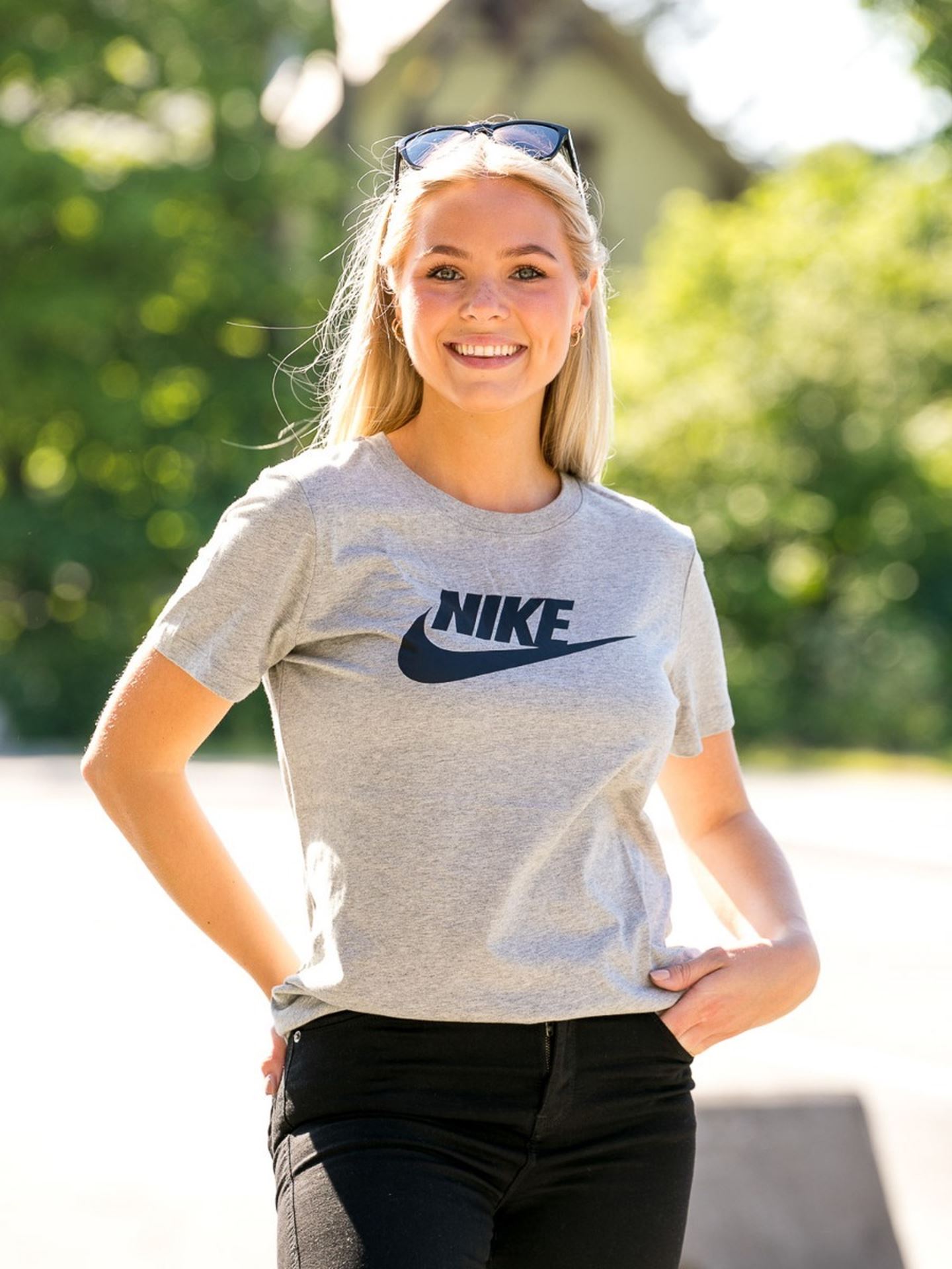 Essential Tee
