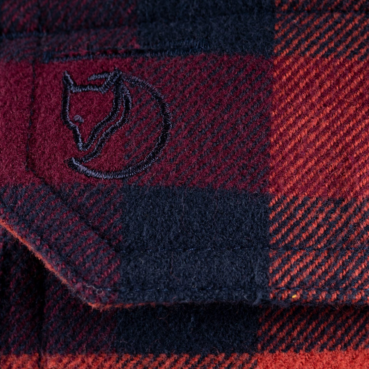 Fjällräven Men's Skog Shirt Dark Navy-Red