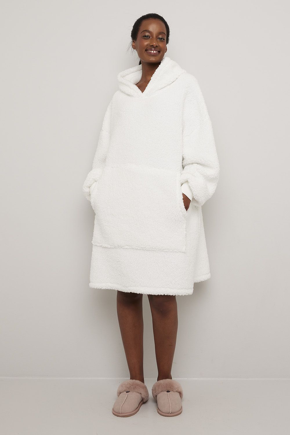 Mega hoodie dame