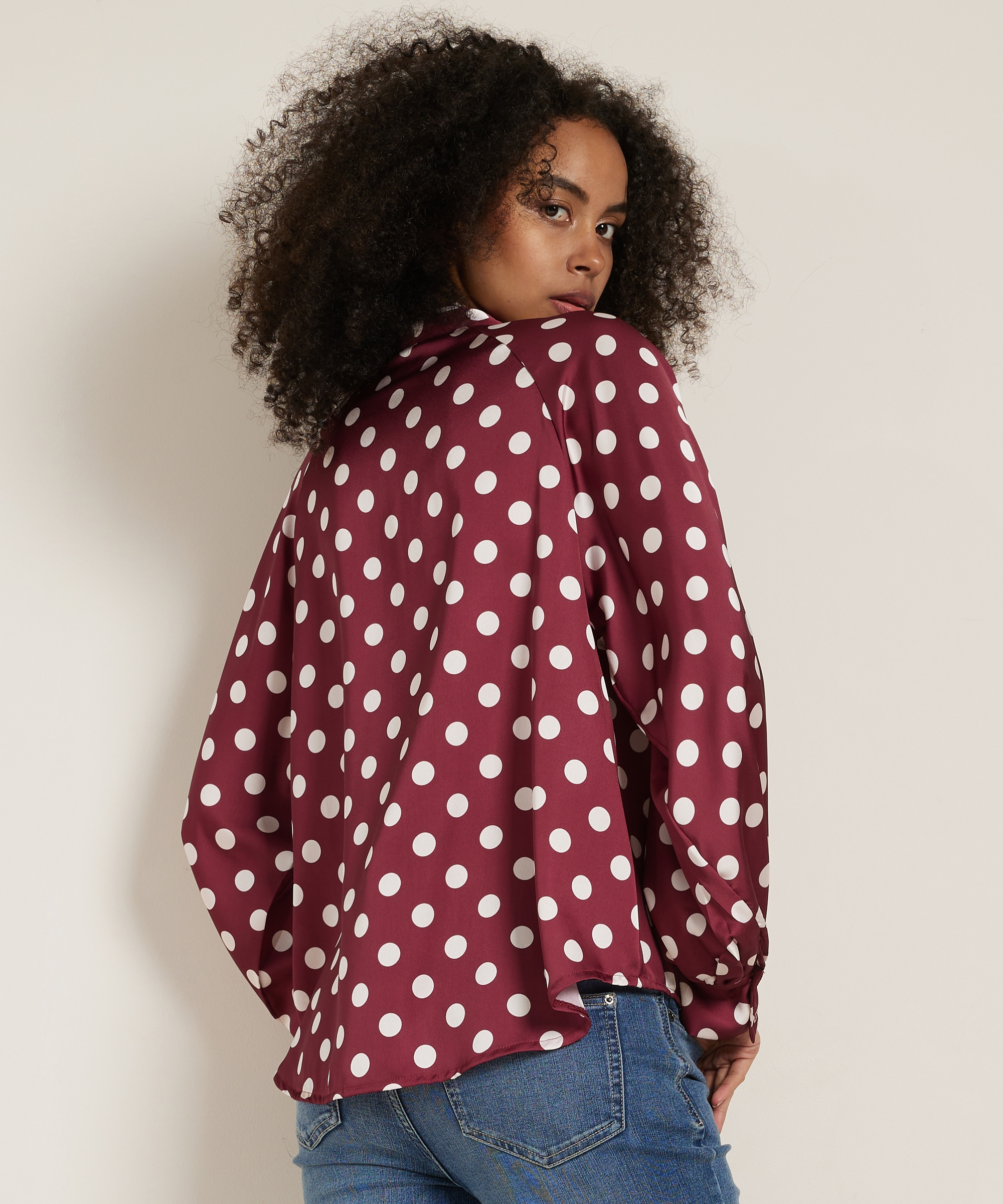 stippen blouse met strik