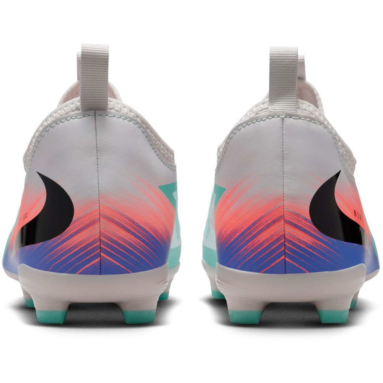 Nike Phantom 6 Low Academy NU2 FG/MG Kids