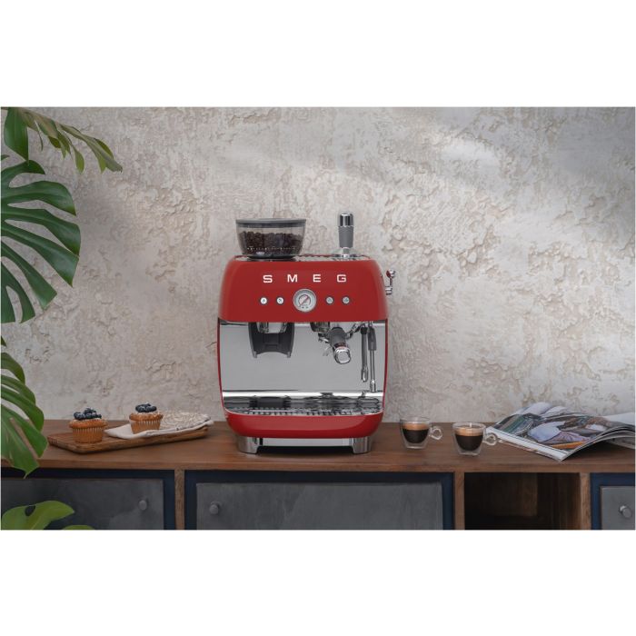 SMEG Espressomaschine mit Mahlwerk 50's Style EGF03RDEU Rot