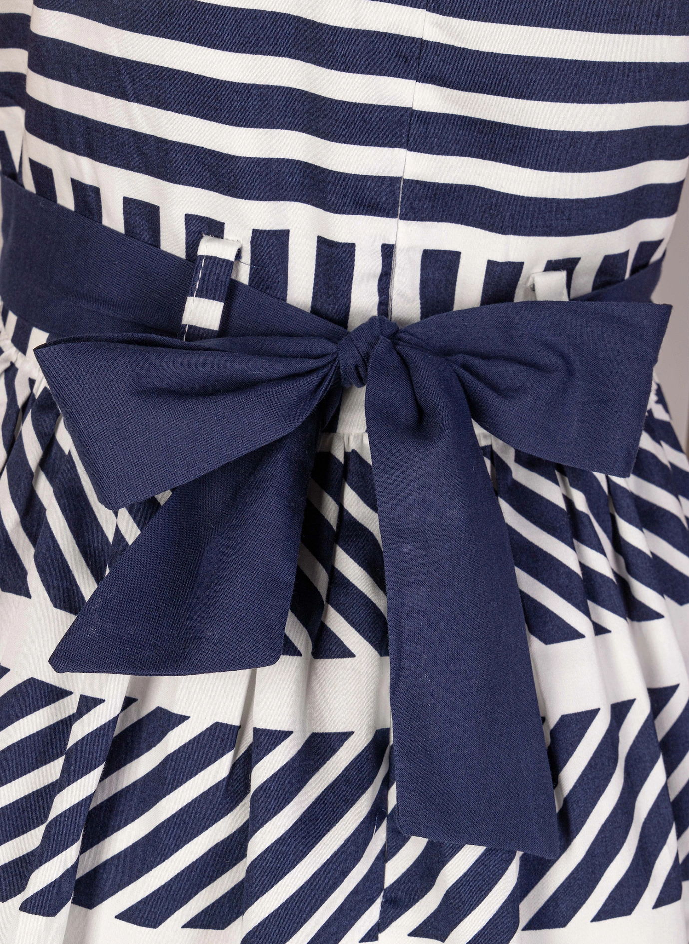Kurzarm-Kleid MARITIMUS in navy