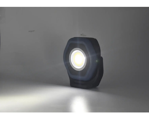 LUMAK PRO LED oplaadbare werklamp, dimbaar, 480-1400 lm, brandduur 7,5-2,5 uur, 6500 K, IP65 IK07, USB-C