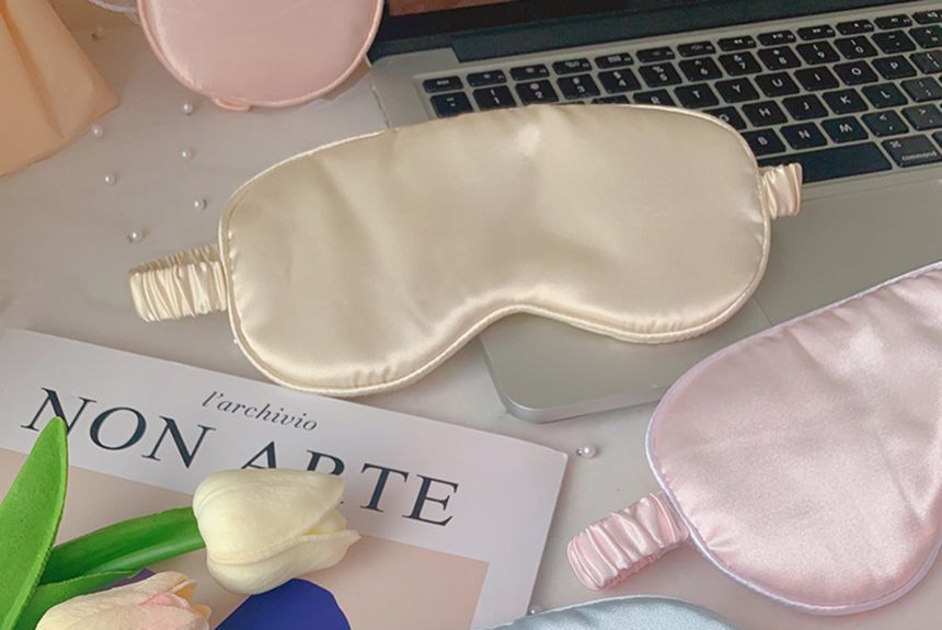 Momoi - Eenvoudig slaapmasker / set