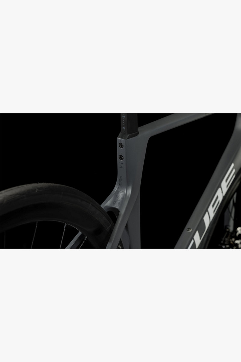 CUBE Agree C:62 28 Rennvelo 2024