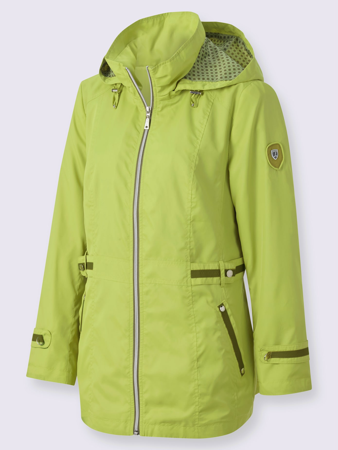 Veste capuche amovible grâce à une glissière