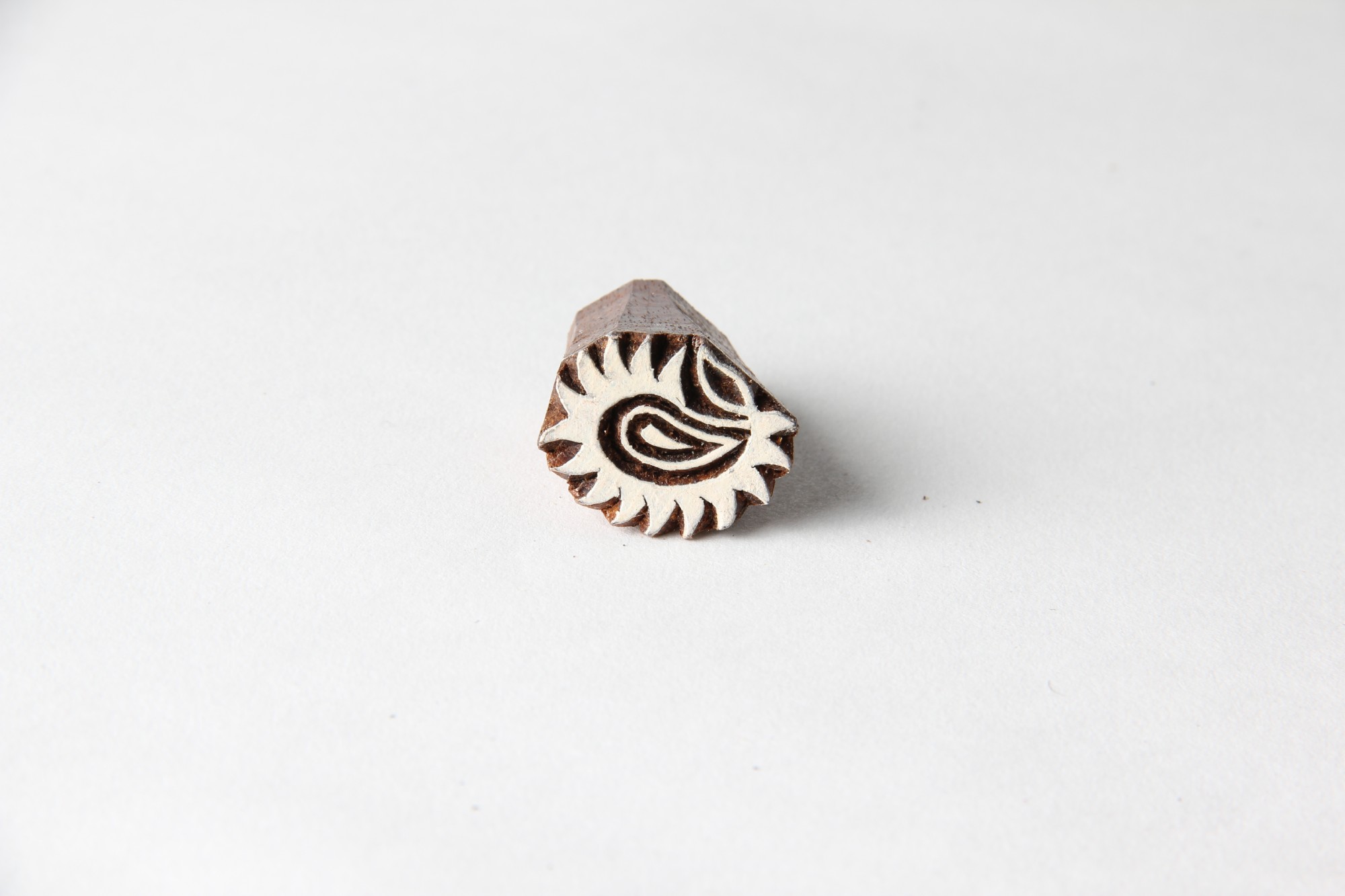 Textilstempel x-small, braun, weiß, T 2 cm, B 0,2 cm günstig bestellen