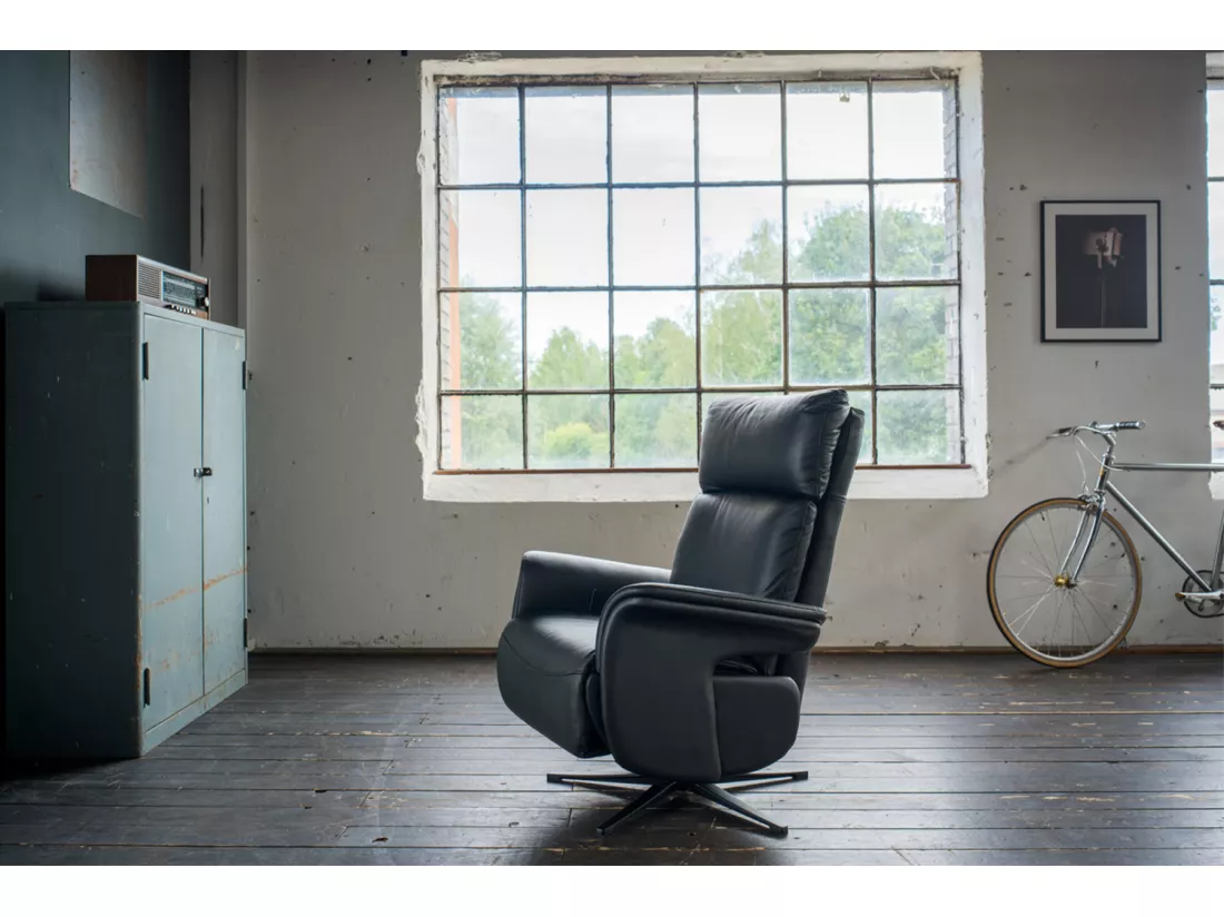 Fauteuil - Noir cuir - NAMA