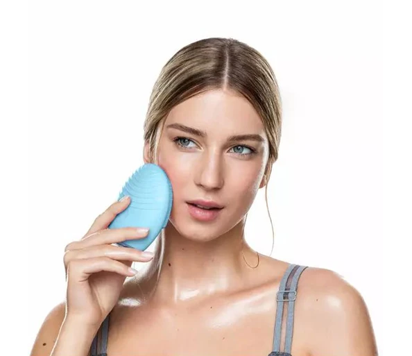 Foreo Luna 3 Combination Skin Gesichtsreinigungsbürste