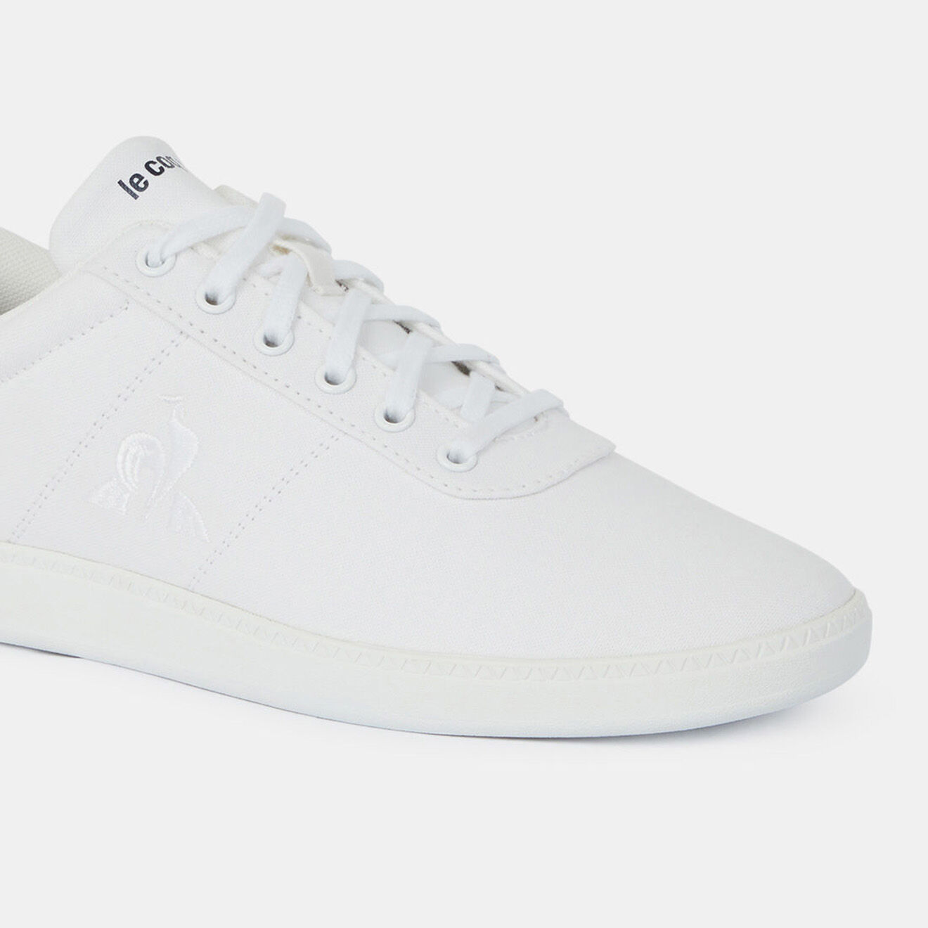 Le Coq Sportif Baskets Court One blanches