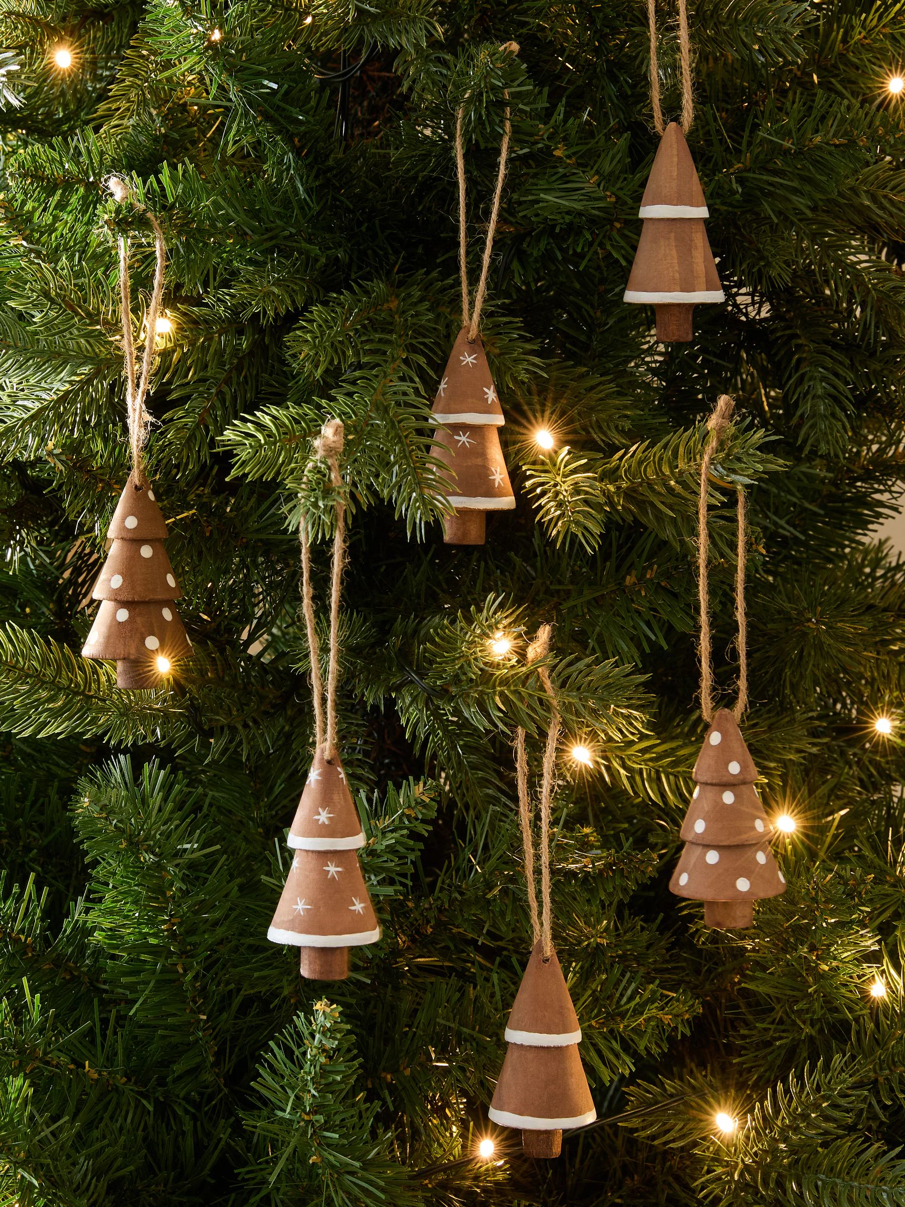 Set van 6 houten kerstboomballen