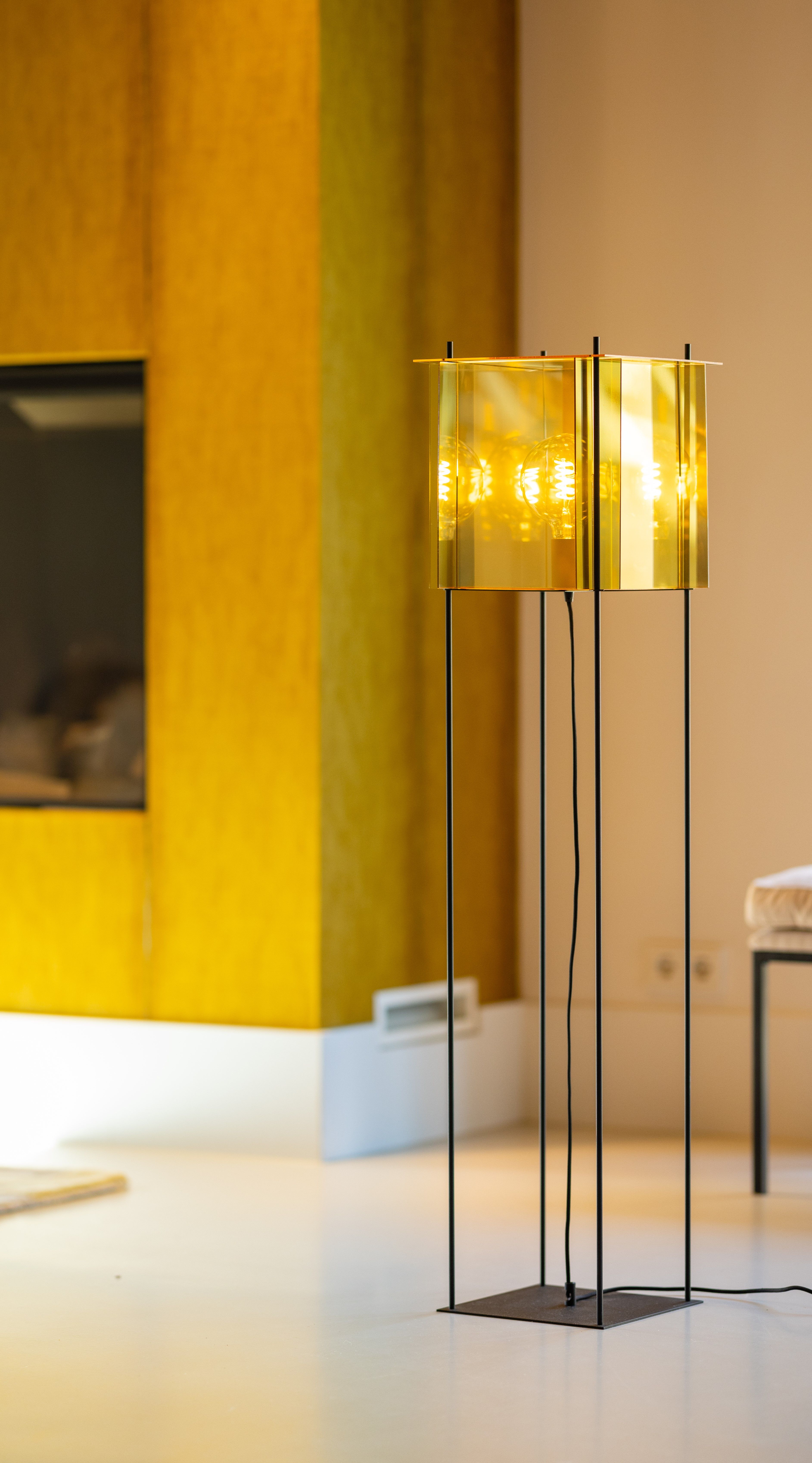 Vloerlamp 05-VL8262-30 Cube  | ETHB30 x D30 cm
