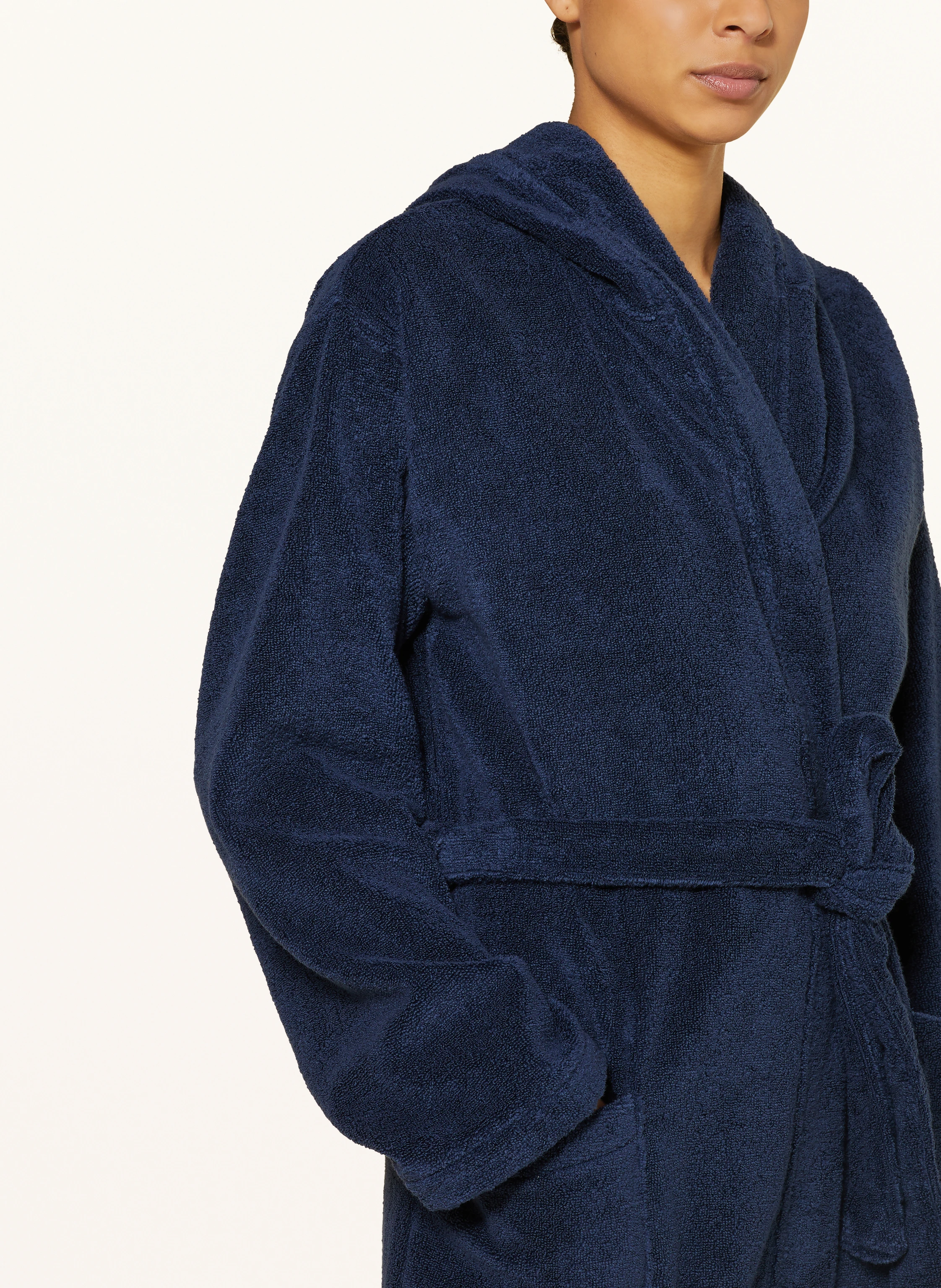 SCHIESSER Damen-Bademantel ESSENTIALS mit Kapuze