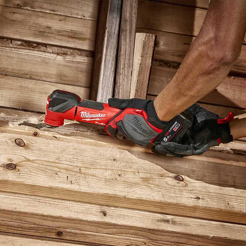 Ferramenta multifuncional oscilante sem escova MILWAUKEE FUEL™ 18V Skin M18FMT-0