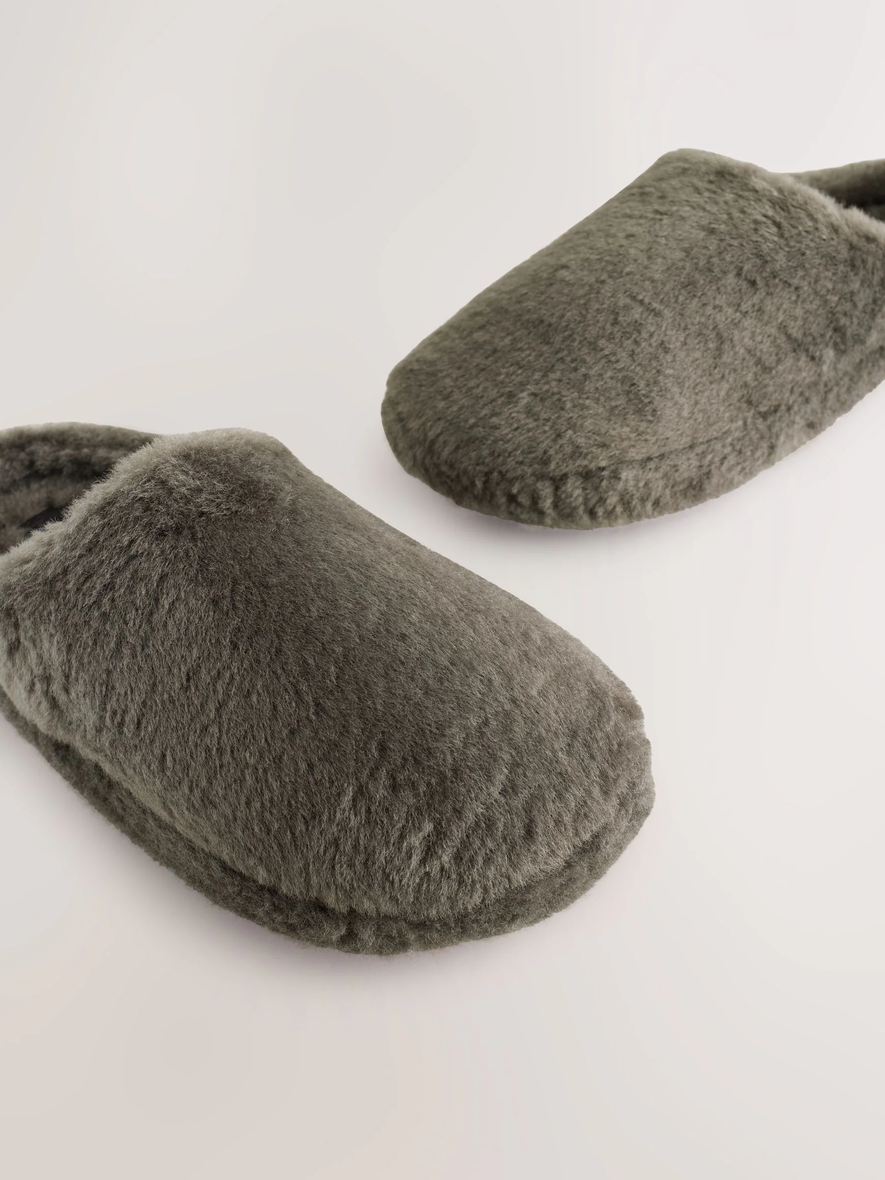 Taupe - Pantoffels met imitatiebont