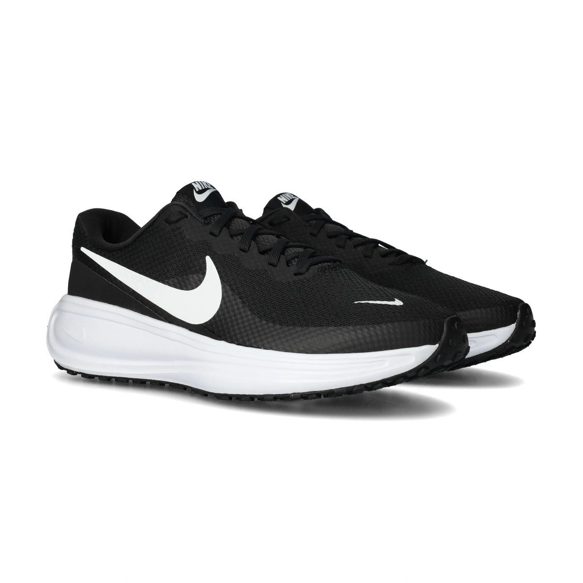 Sapatilha Nike Revolution 8 Wide