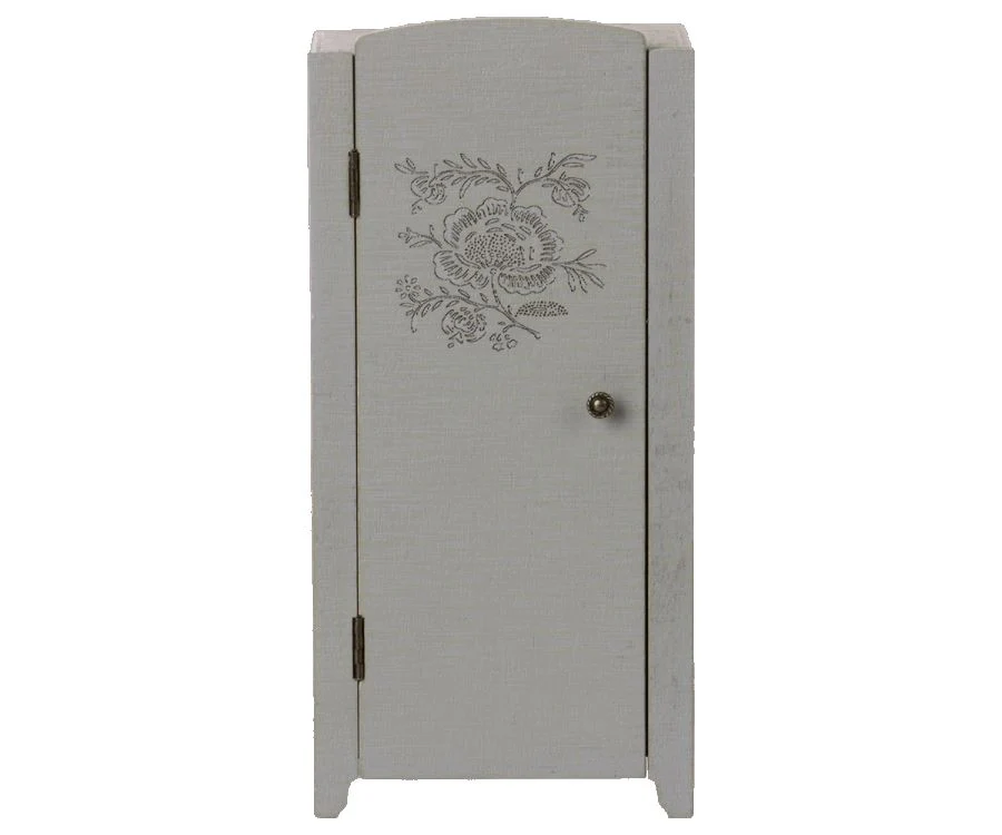 Maileg Miniature Closet