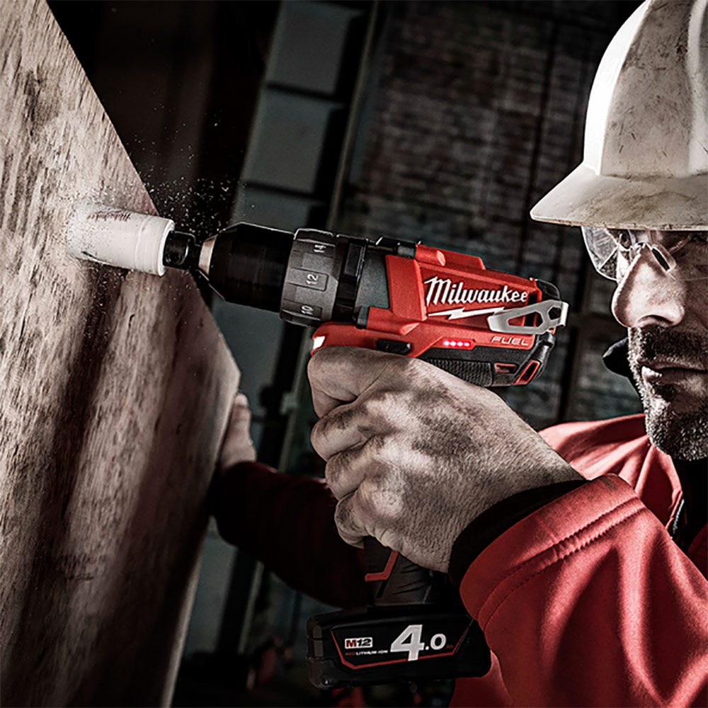 MILWAUKEE 12V 3.0Ah 1/4inch Screwdriver Kit M12CD-302C