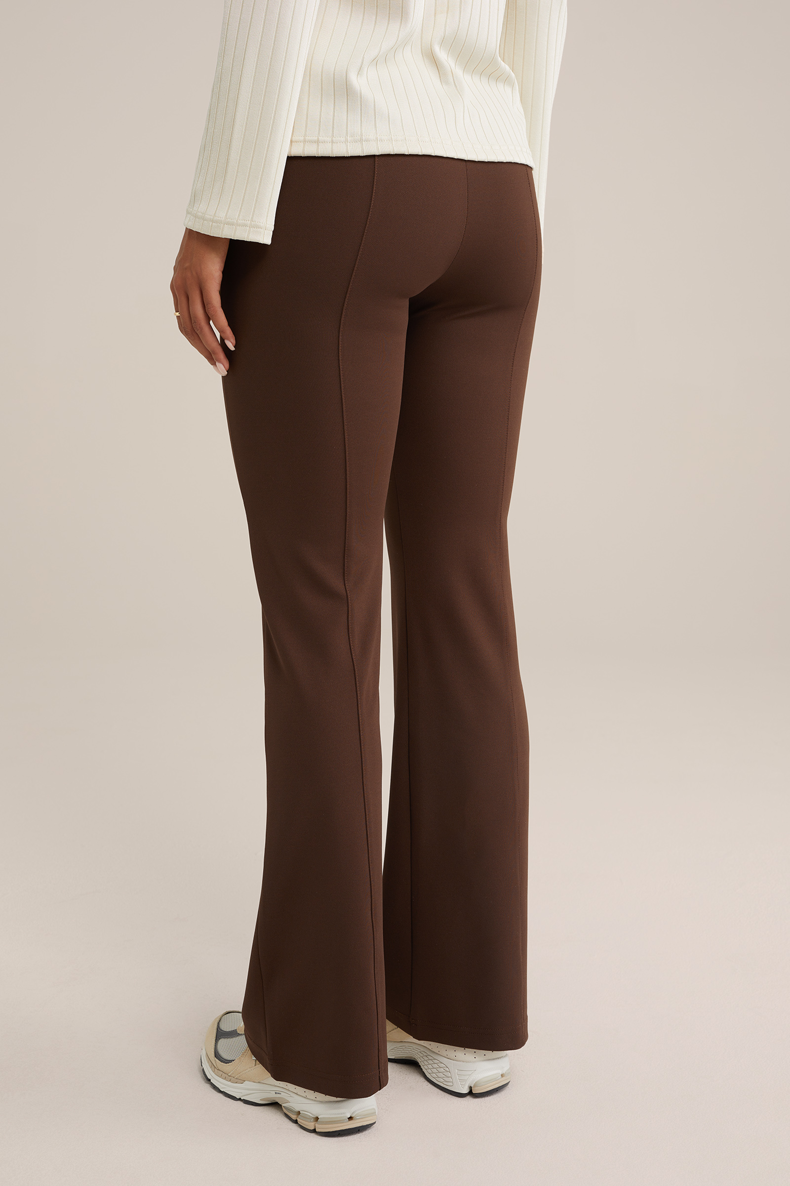 flared jersey broek WE Fashion Donkerbruin