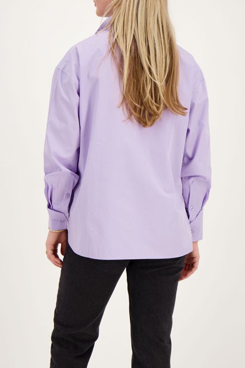 Oversized lila blouse met borstzak