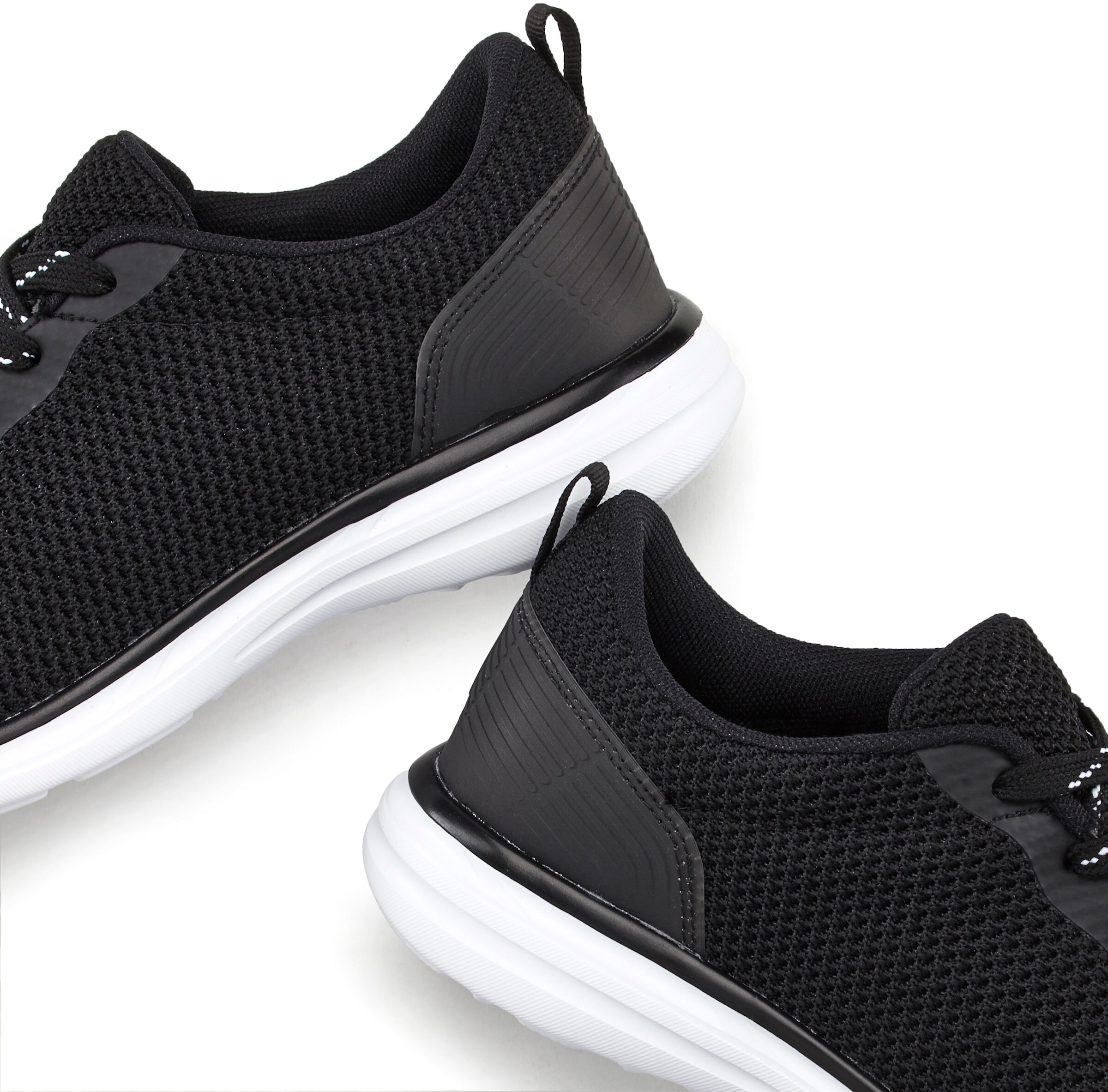 LASCANA Sneaker in schwarz
