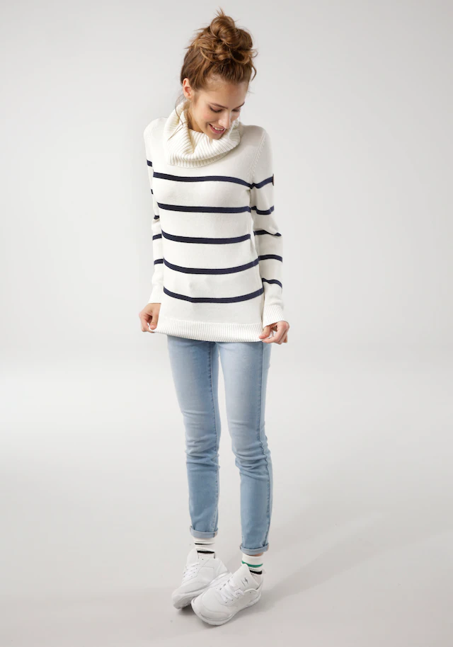 KangaROOS Rollkragenpullover , in lässiger Form mit Kontraststreifen