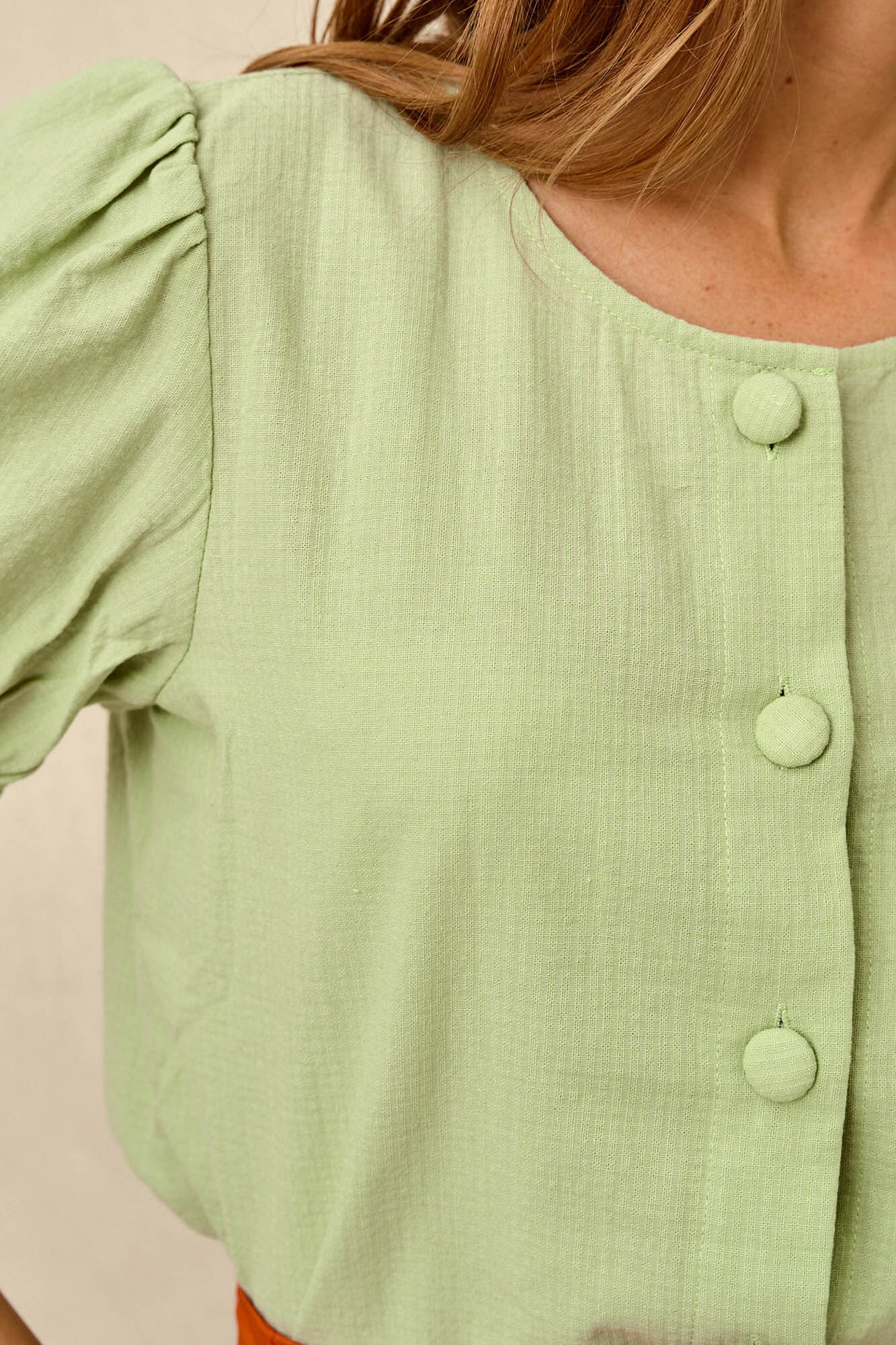 Blusa Malika com Botões - Cáqui