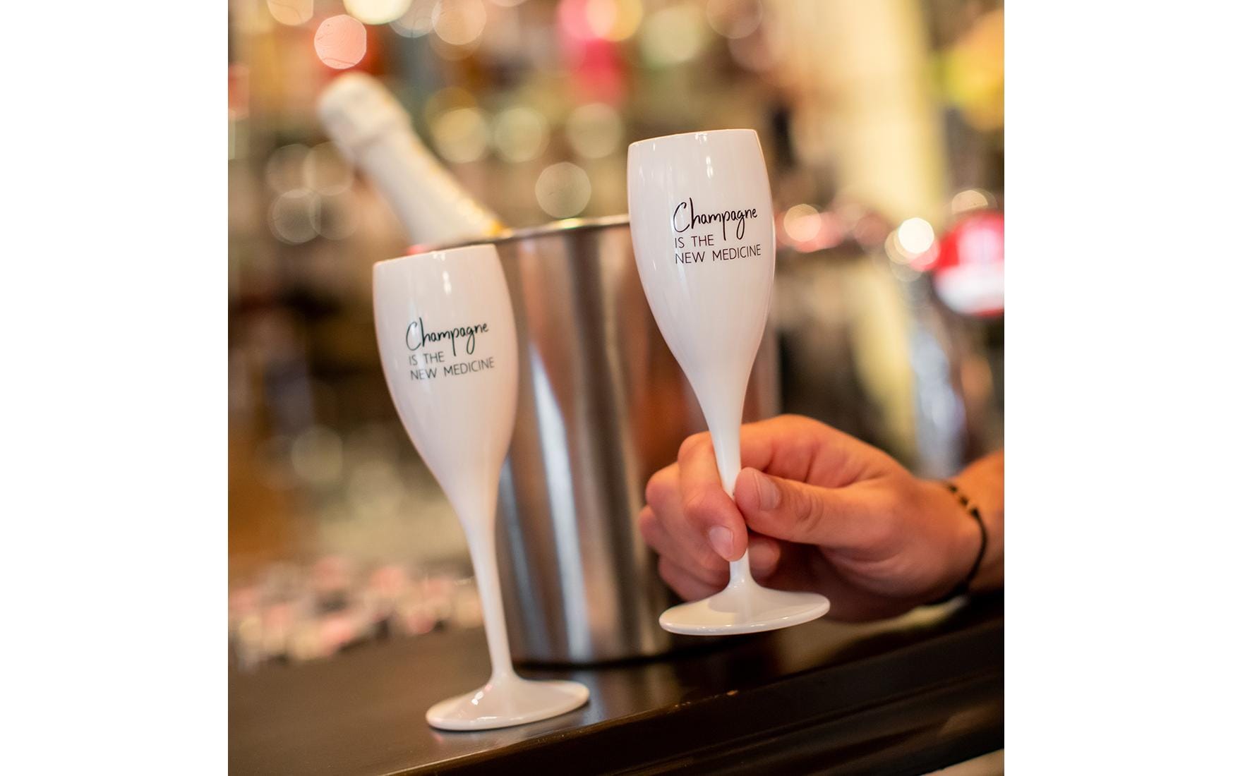 Sektglas Superglas Champagne is 100 ml, 1 Stück, WeissGlas geeignet für Champagner oder Schaumweine