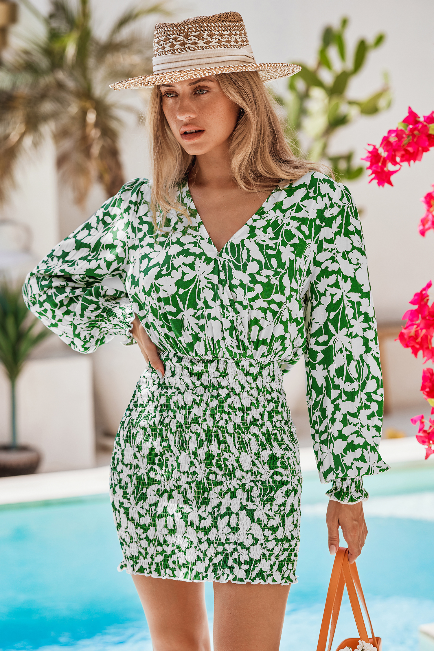 Robe mini à fleurs verte