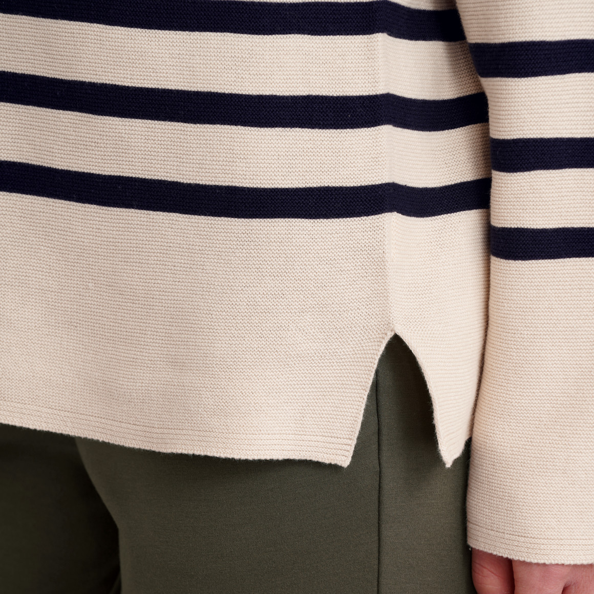 Gina Benotti Damen Feinstrickpullover mit Streifenmuster beige / schwarz