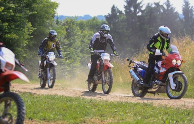 Enduro Fahrtraining für Frauen Hof