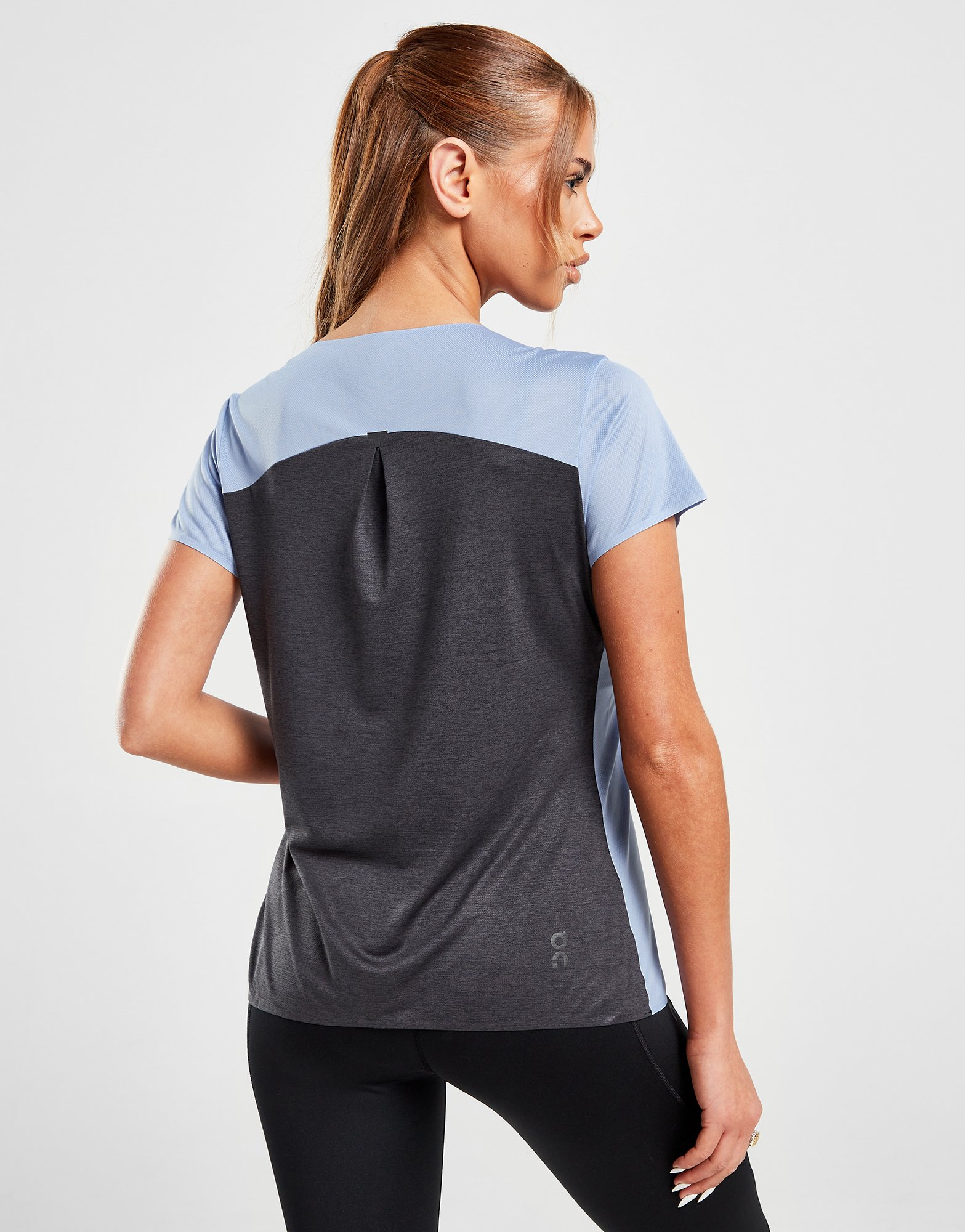 On Running T-shirt Manches Courtes Performance Femme