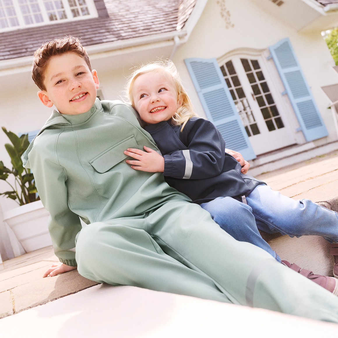 Topolino Kinder Softshelljacke mit Kapuze oliv